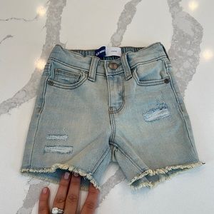 Old Navy boys Denim shorts size 18-24 brand new-never worn